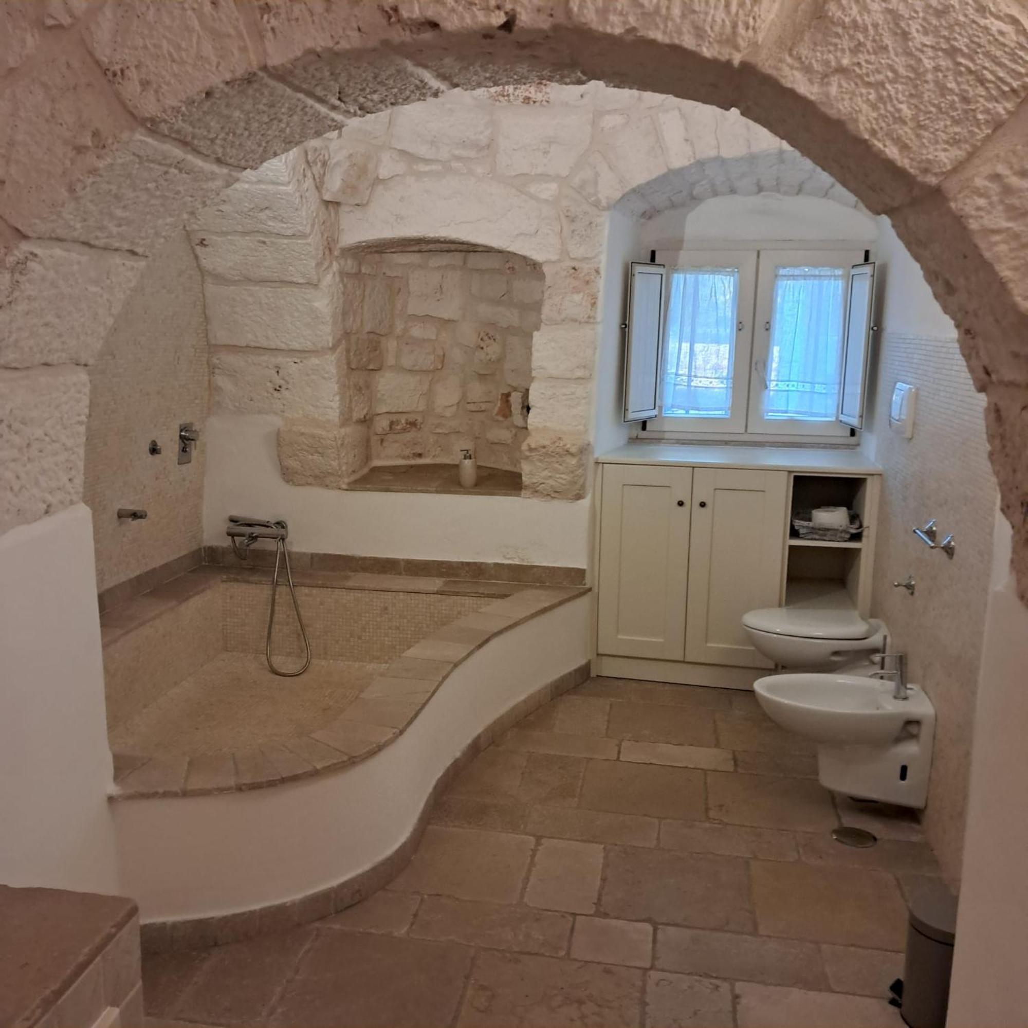 Trullo Amico Cisternino Exterior foto